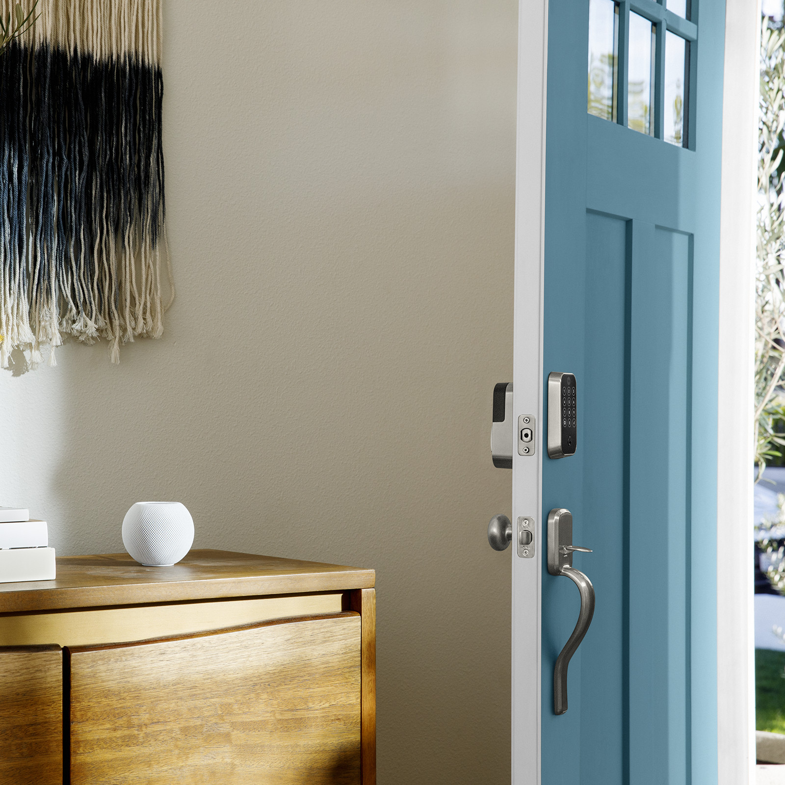 Yale Assure Lock 2 Touchscreen with Wi-Fi and Ridgefield Handle