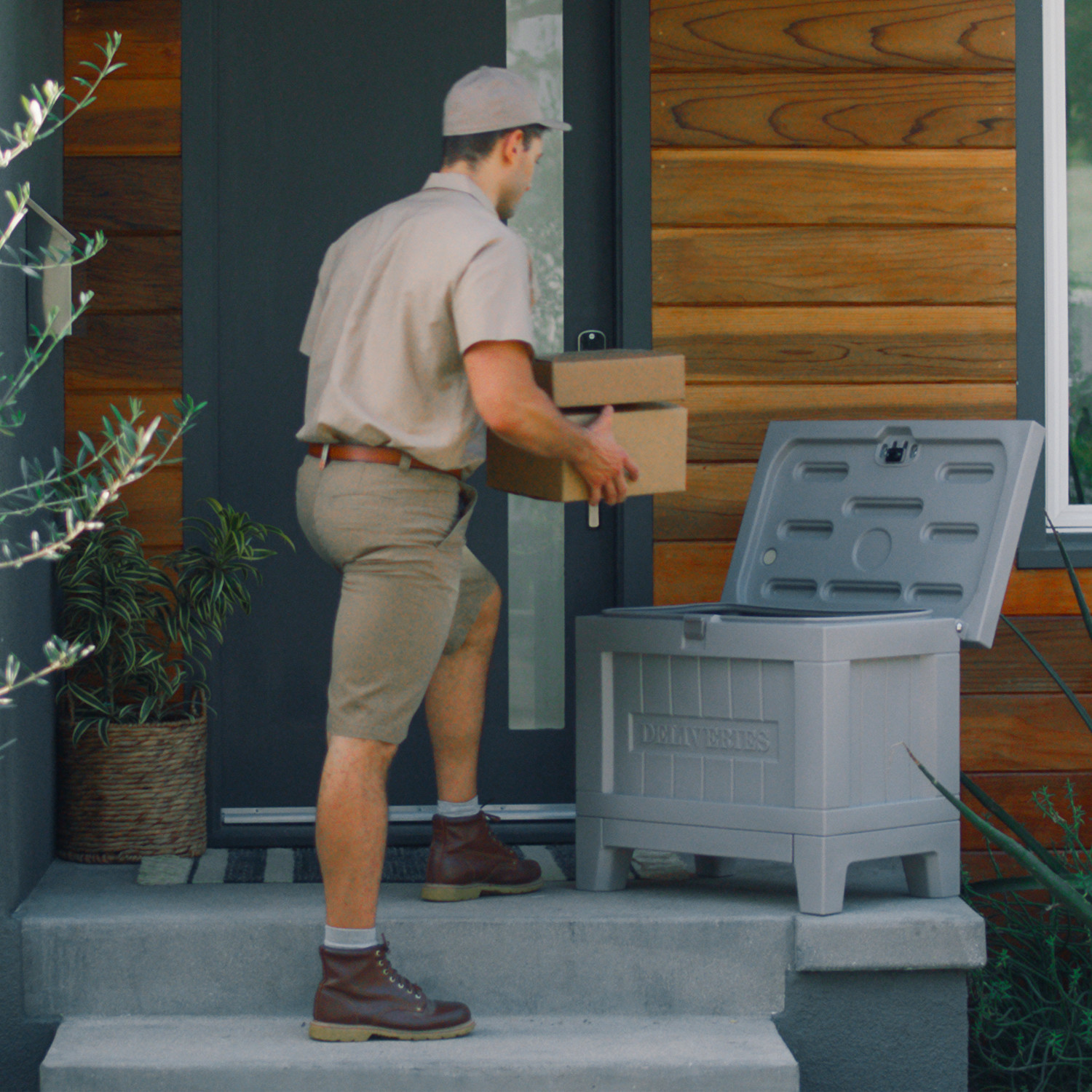 Yale Smart Delivery Box with Wi-Fi Kent