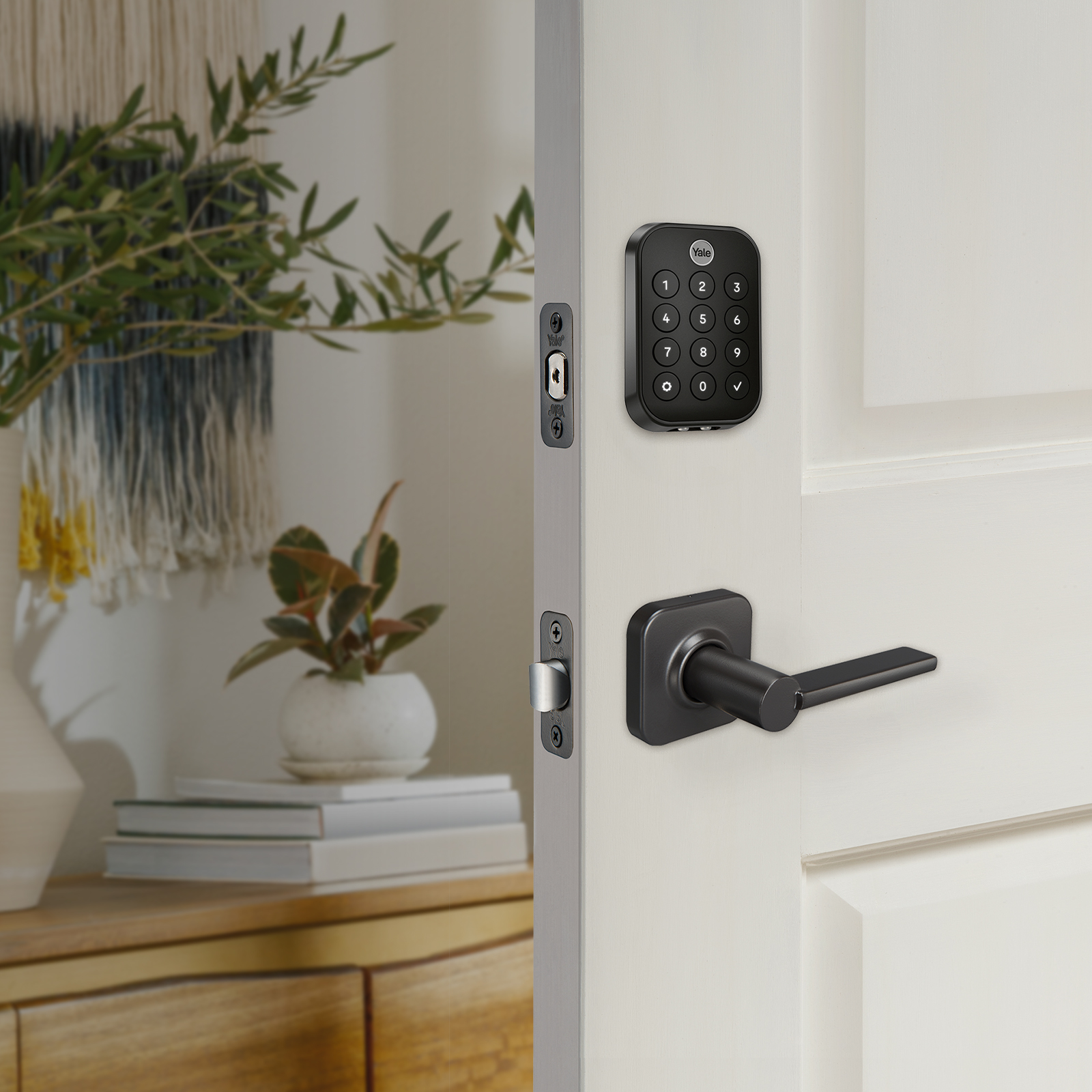 Yale Assure Lock 2 Touch Key-Free Keypad with Wi-Fi and Valdosta Lever