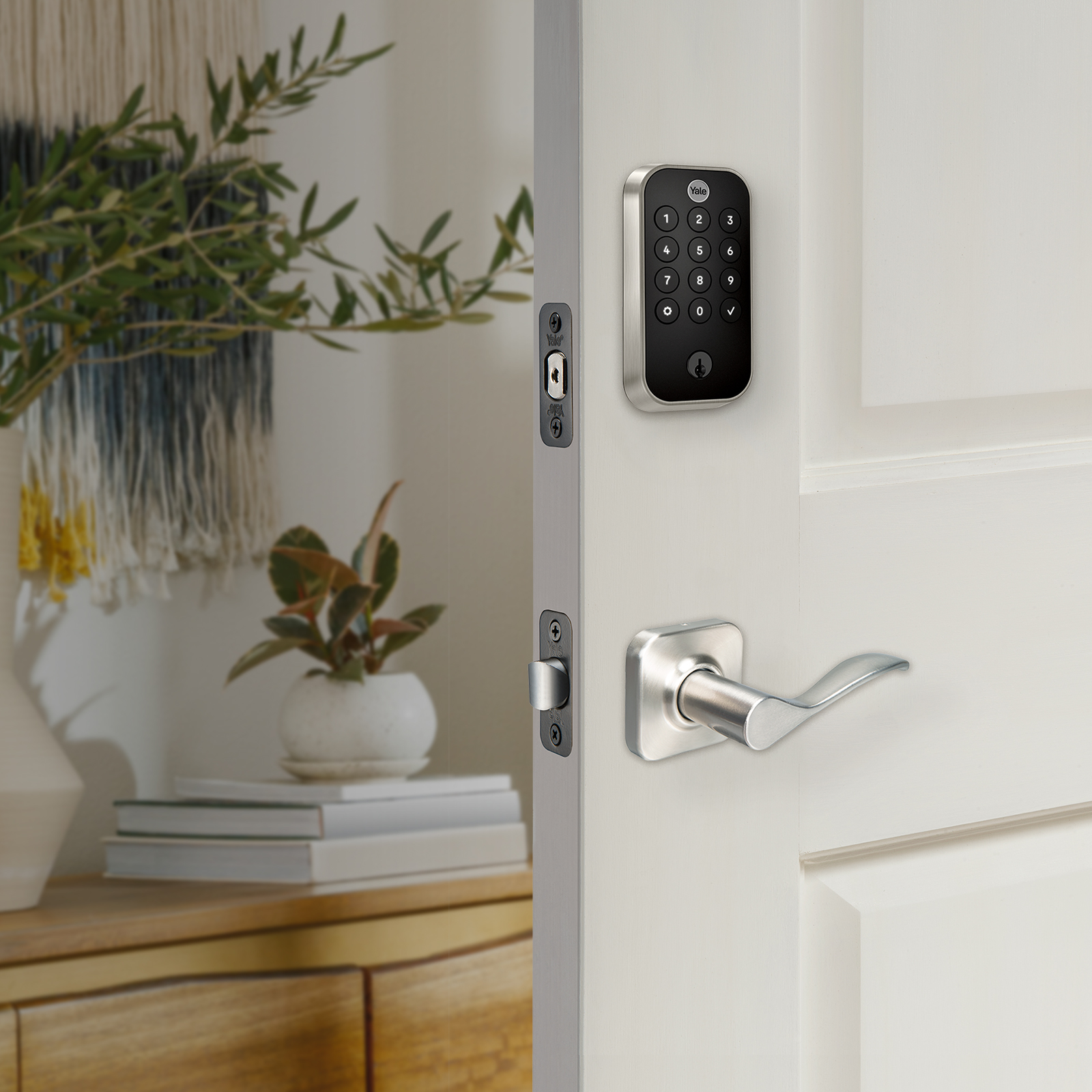Yale Assure Lock 2 Touch Keypad with Wi-Fi and Norwood Lever