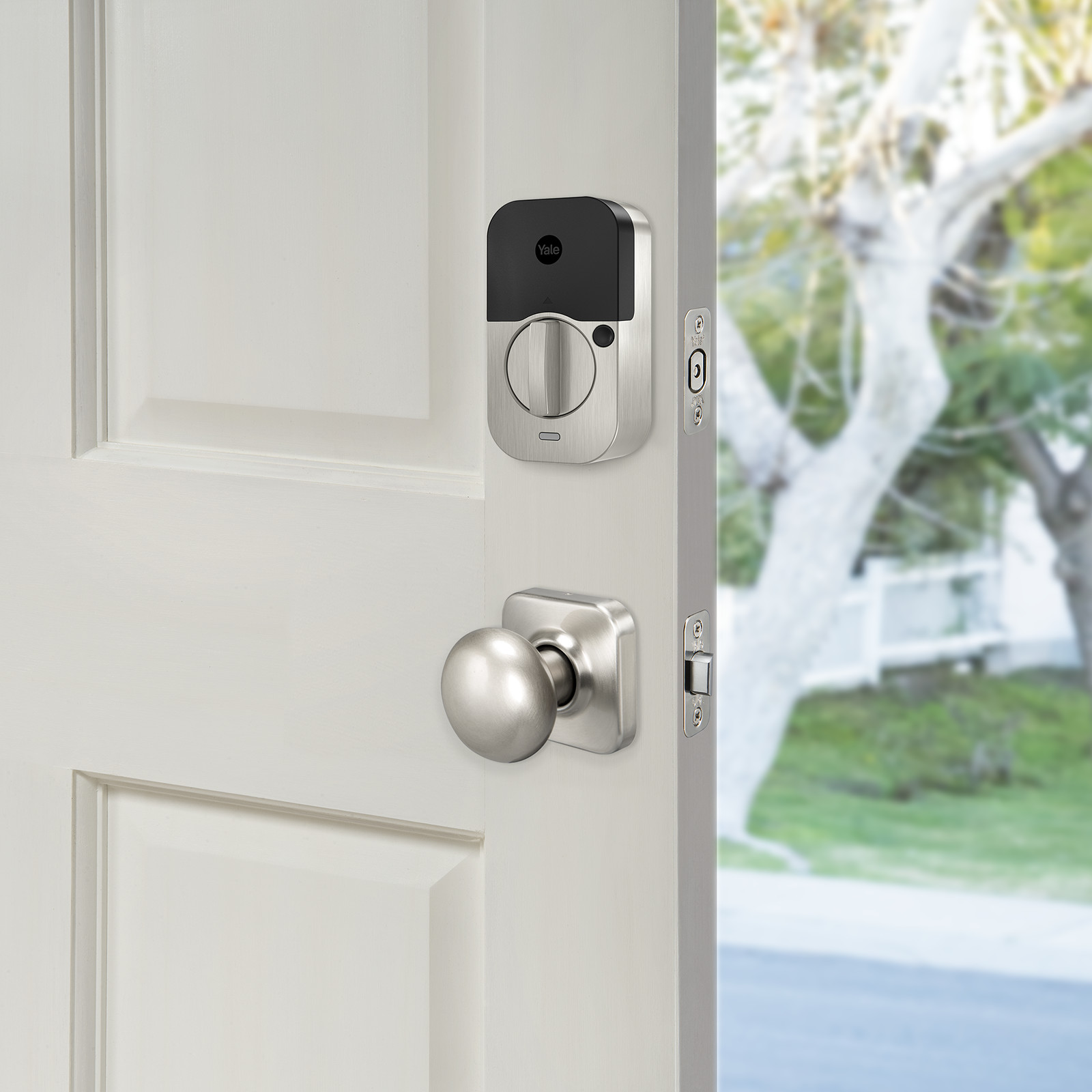Yale Assure Lock 2 Key-Free Keypad with Bluetooth and Ridgefield Handle